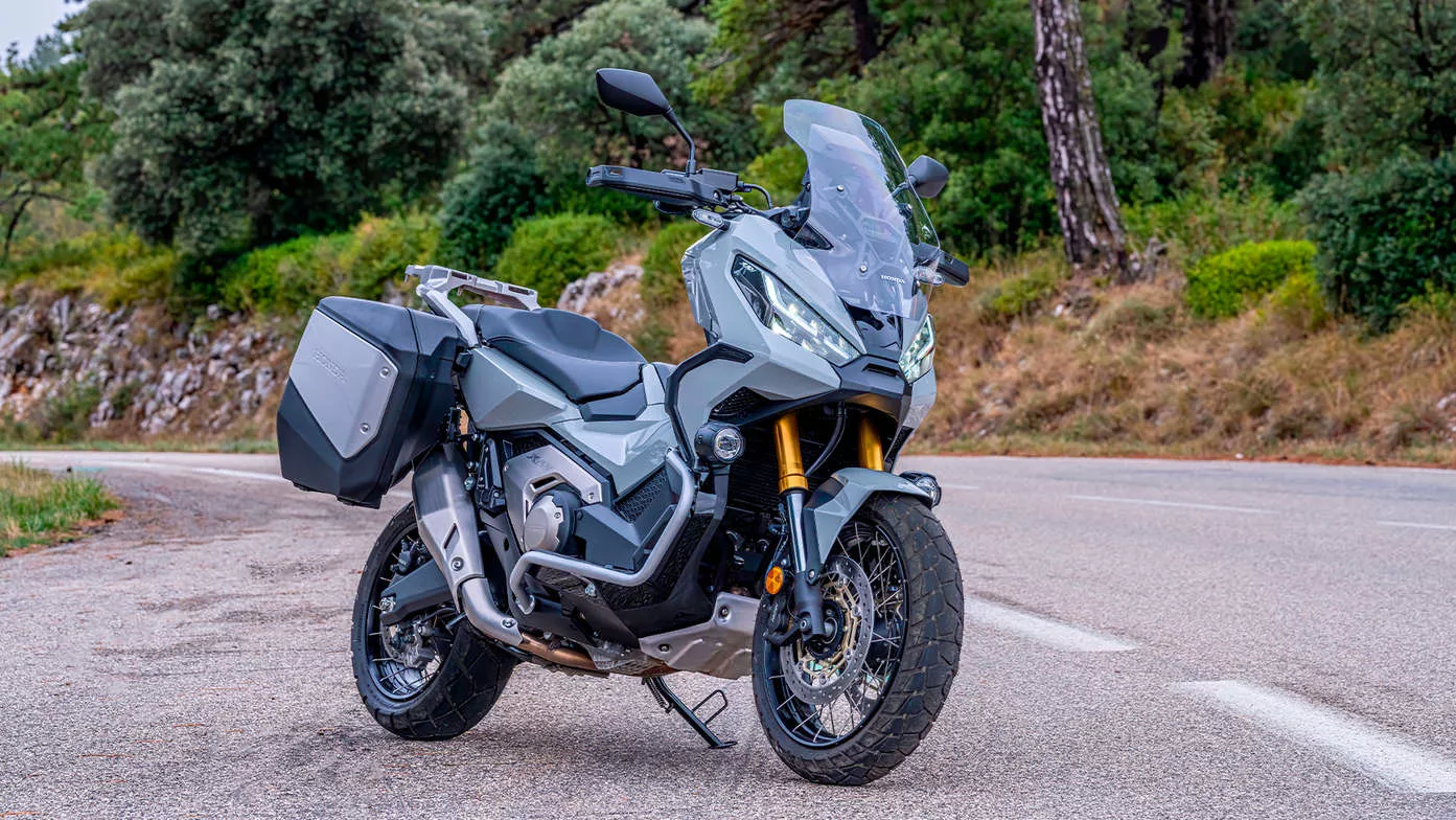 X-ADV