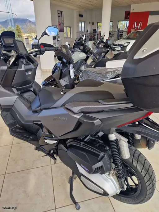 HONDA ADV 350
