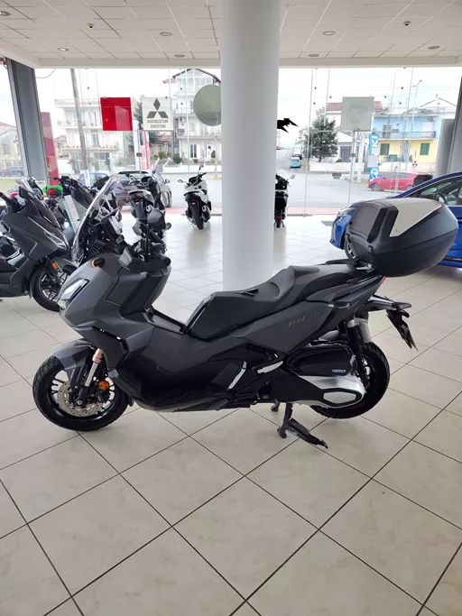 HONDA ADV 350