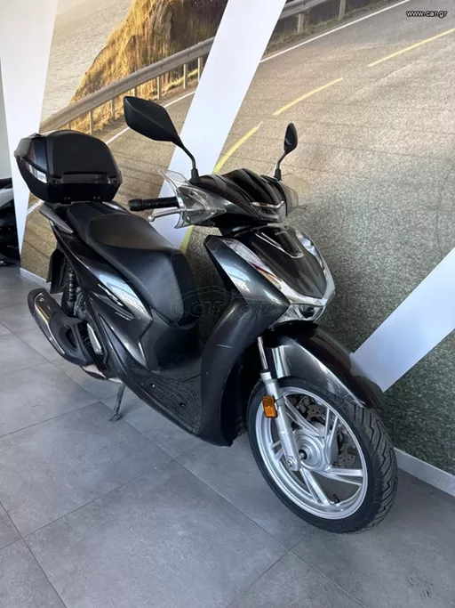 HONDA SH150I TOP BOX