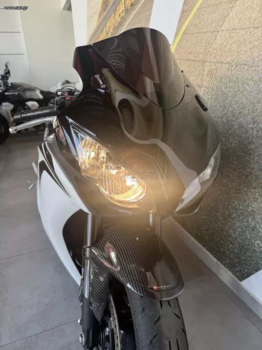 HONDA CBR 1000 RR