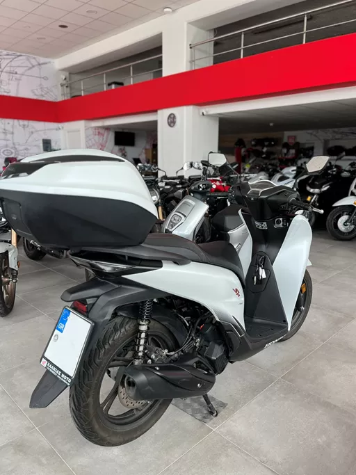 HONDA SH150 24' SPORTY SMART TOP BOX 