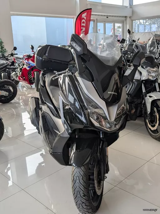 Honda Forza 300 2019