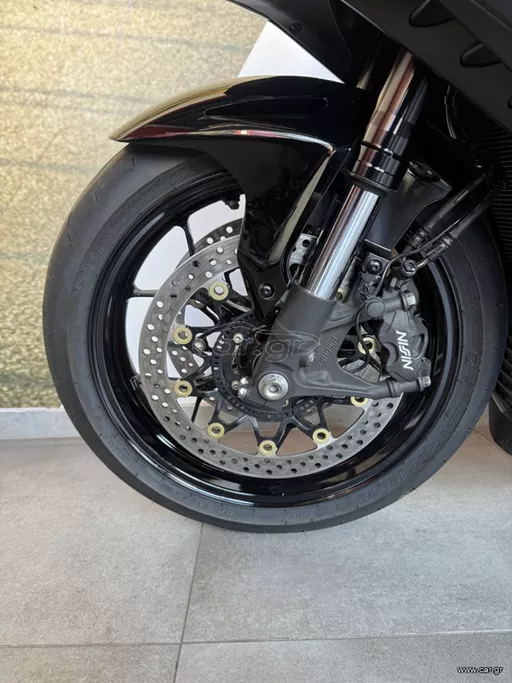 HONDA CBR 1000 RR-R