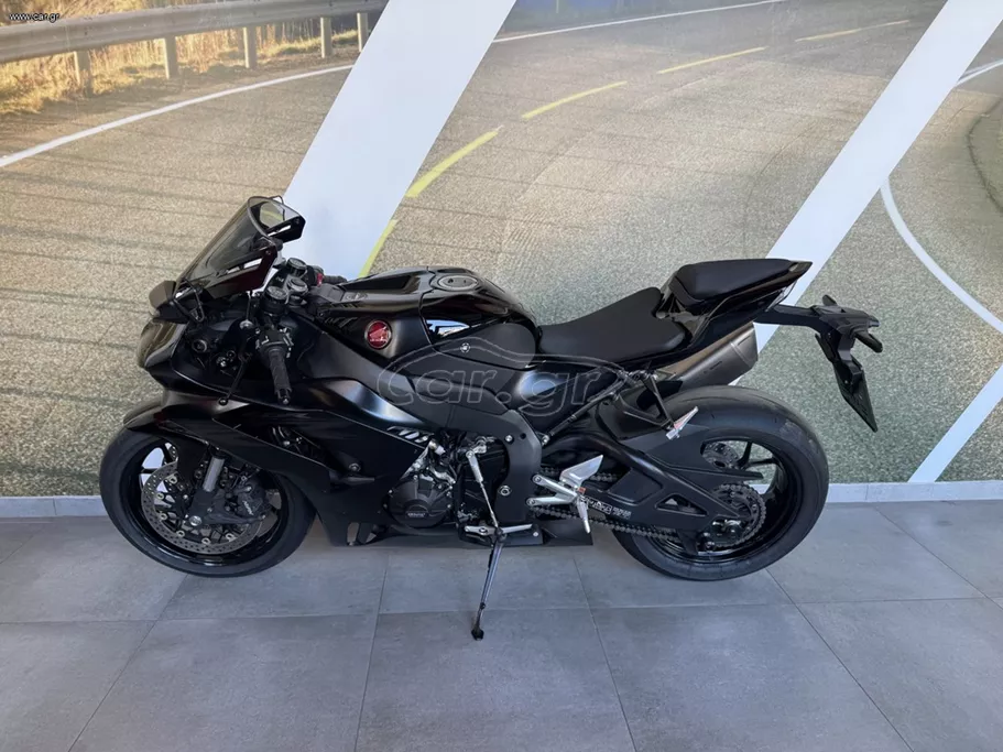 HONDA CBR 1000 RR-R