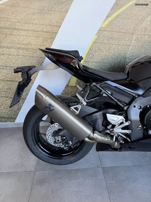 HONDA CBR 1000 RR-R