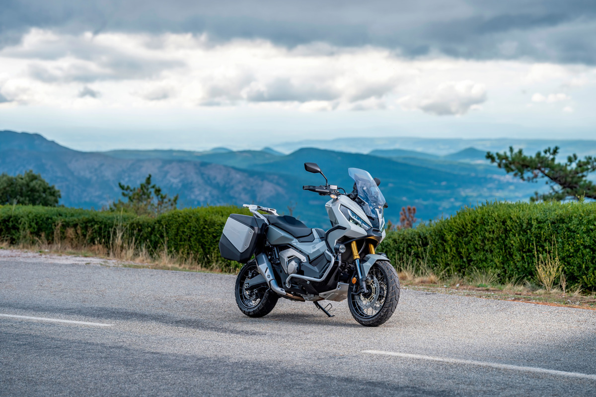 X-ADV
